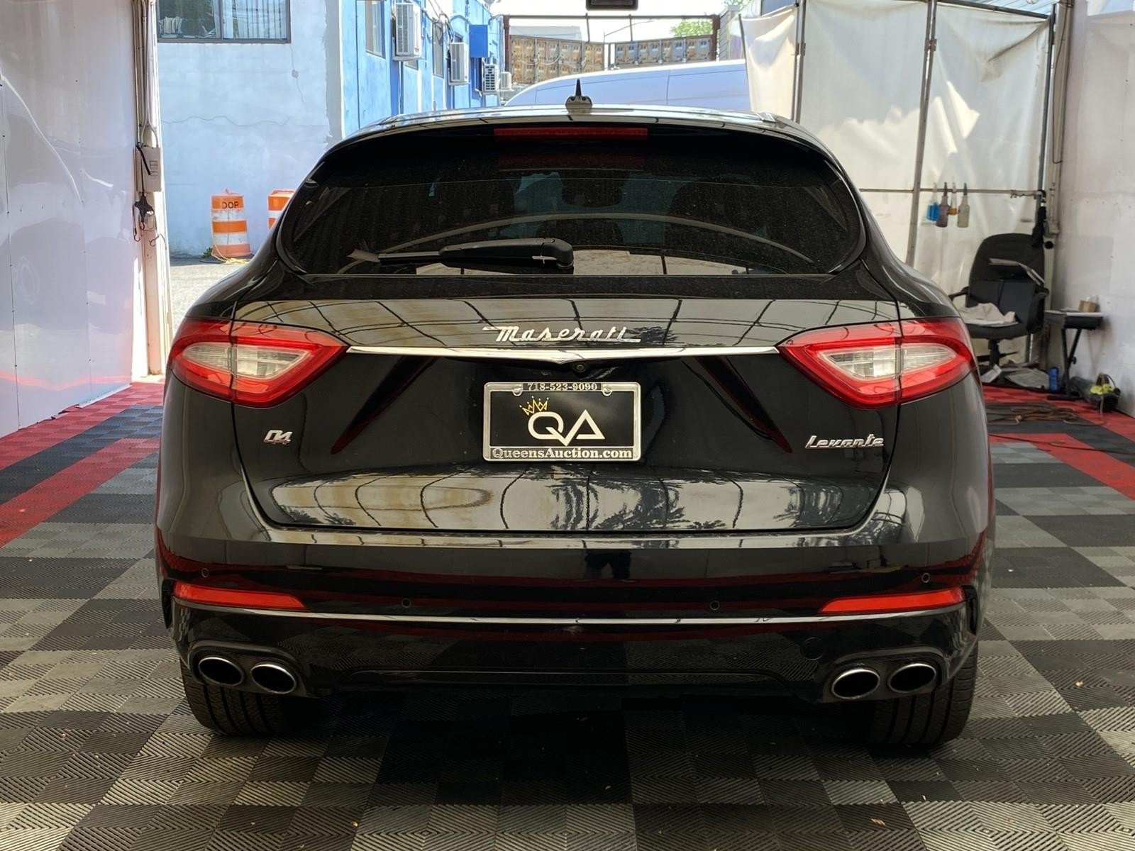 Used 2019 Maserati Levante AWD/4WD image 5