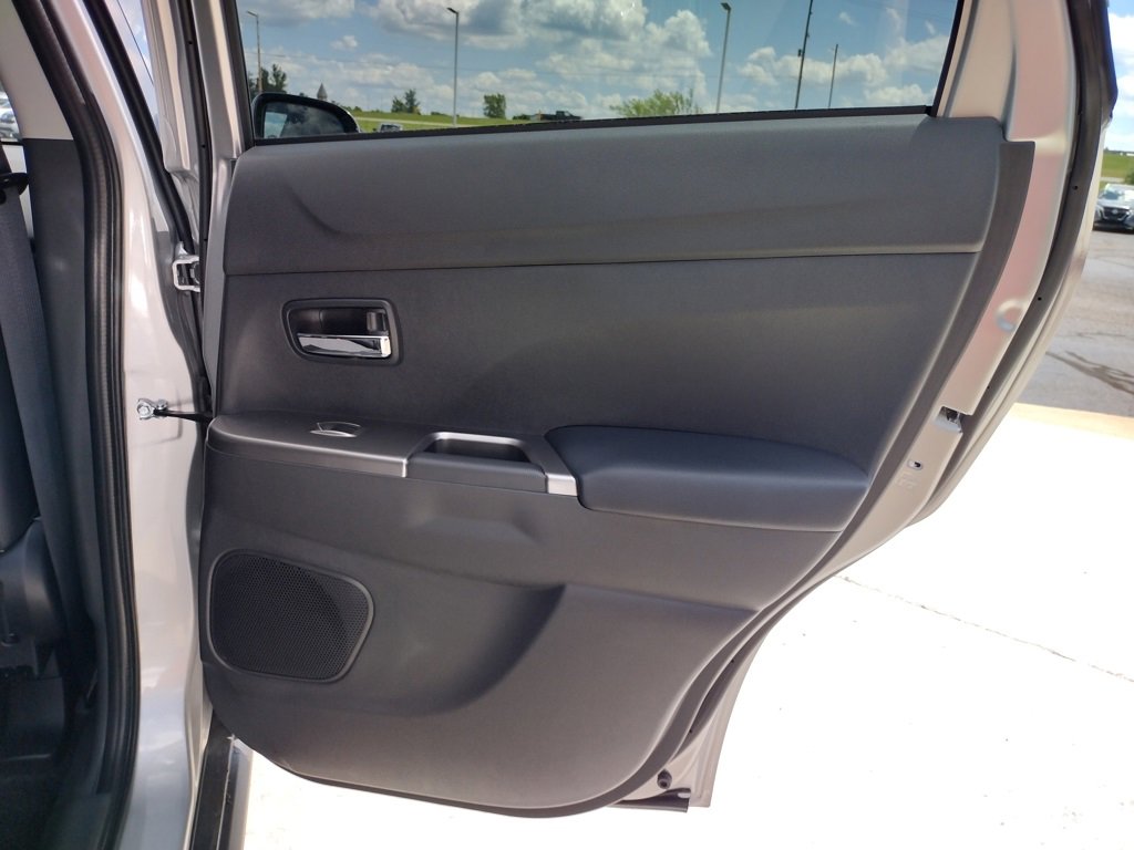 New 2025 Mitsubishi Outlander Sport SE image 27
