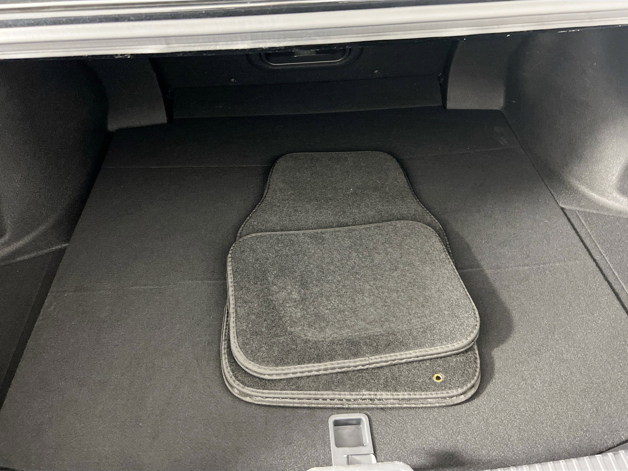 Used 2023 Lexus ES 300h w/ Premium Package image 25