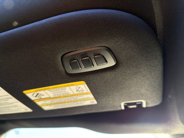 Used 2022 Ford F150 Lightning Platinum image 50