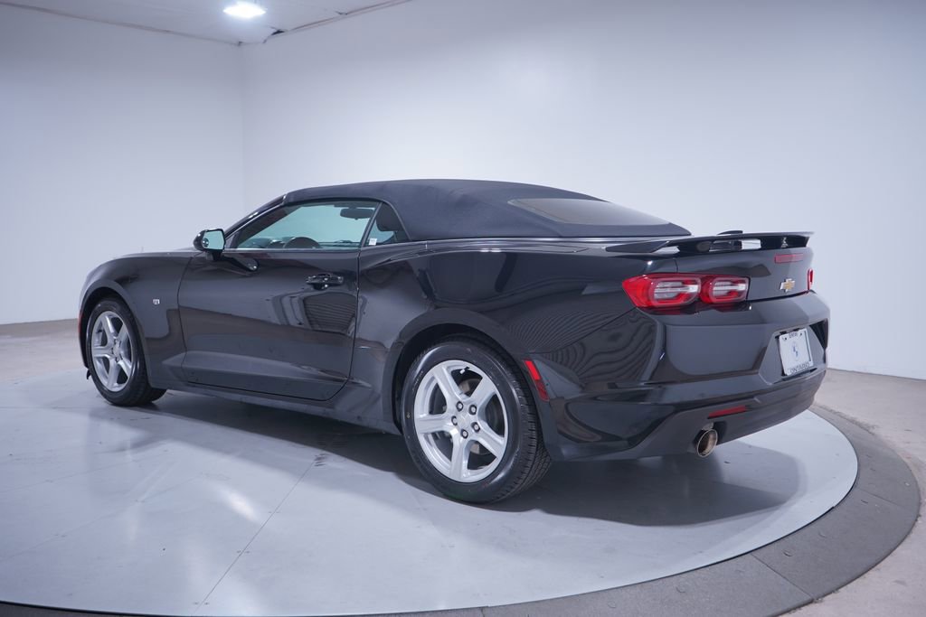 Used 2023 Chevrolet Camaro LT image 3