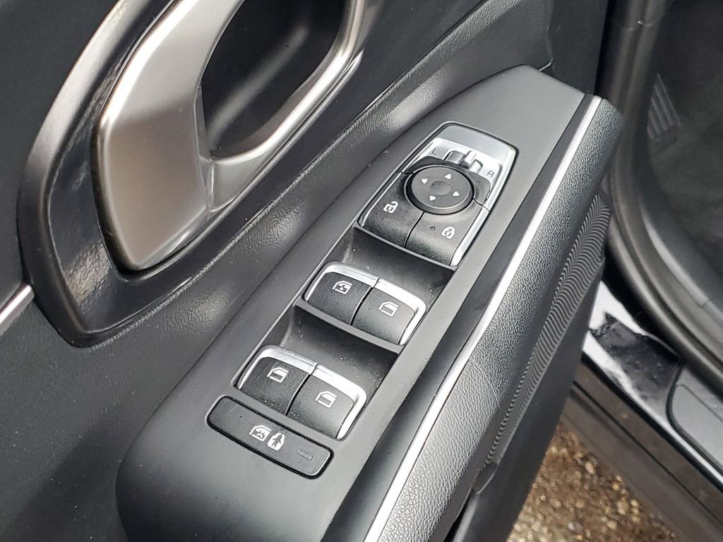 Used 2021 Kia Sorento S image 9