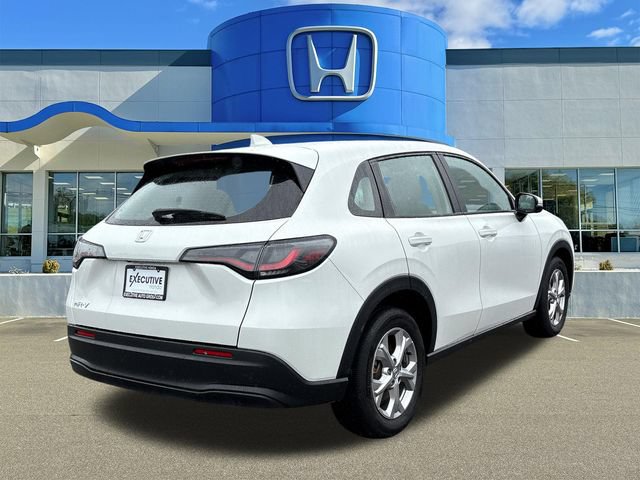 Used 2025 Honda HR-V LX image 2