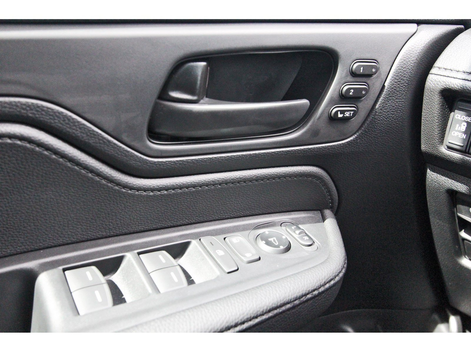 New 2026 Honda Odyssey Sport-L image 19