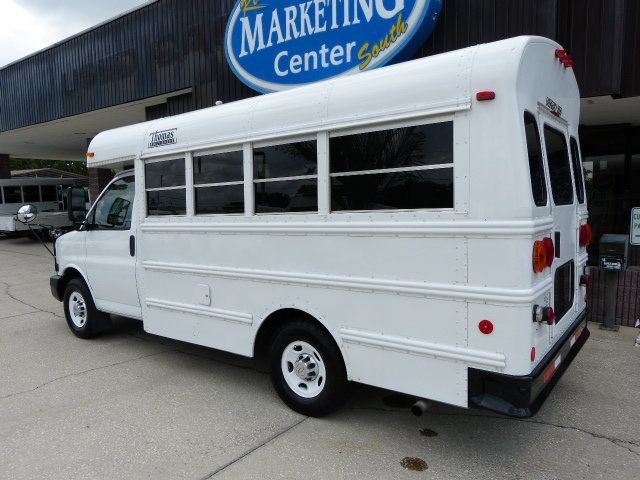 Used 2007 Chevrolet Express 3500 w/ School Bus Package RWD image 3