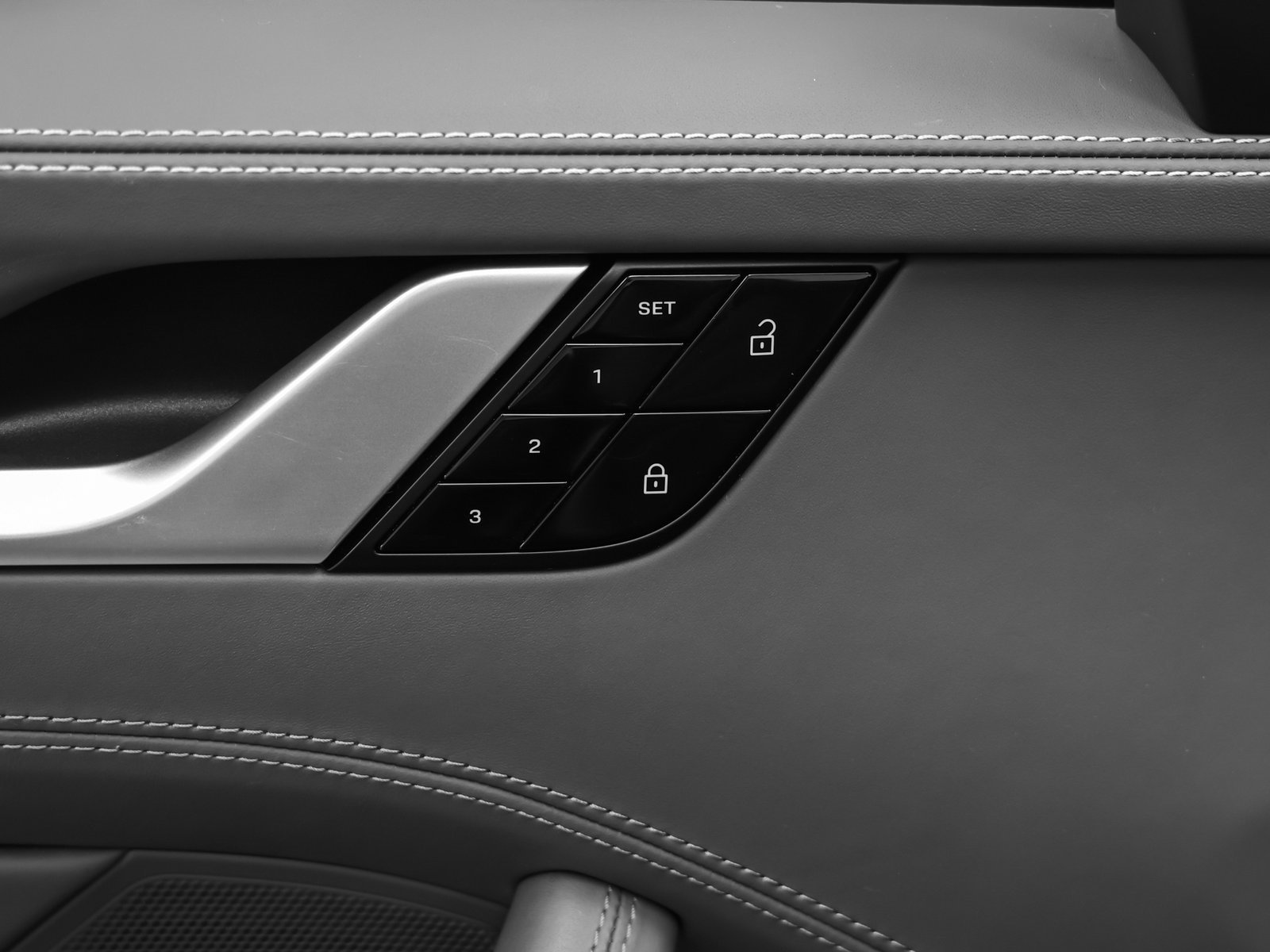 Used 2021 Porsche 911 Turbo S image 45