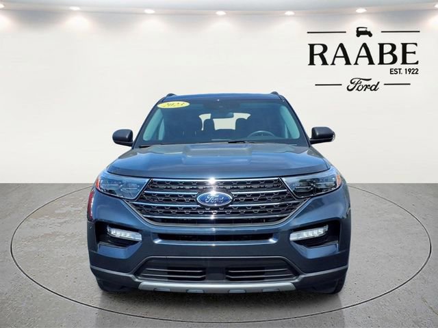 Used 2023 Ford Explorer XLT w/ Equipment Group 202A AWD/4WD image 2