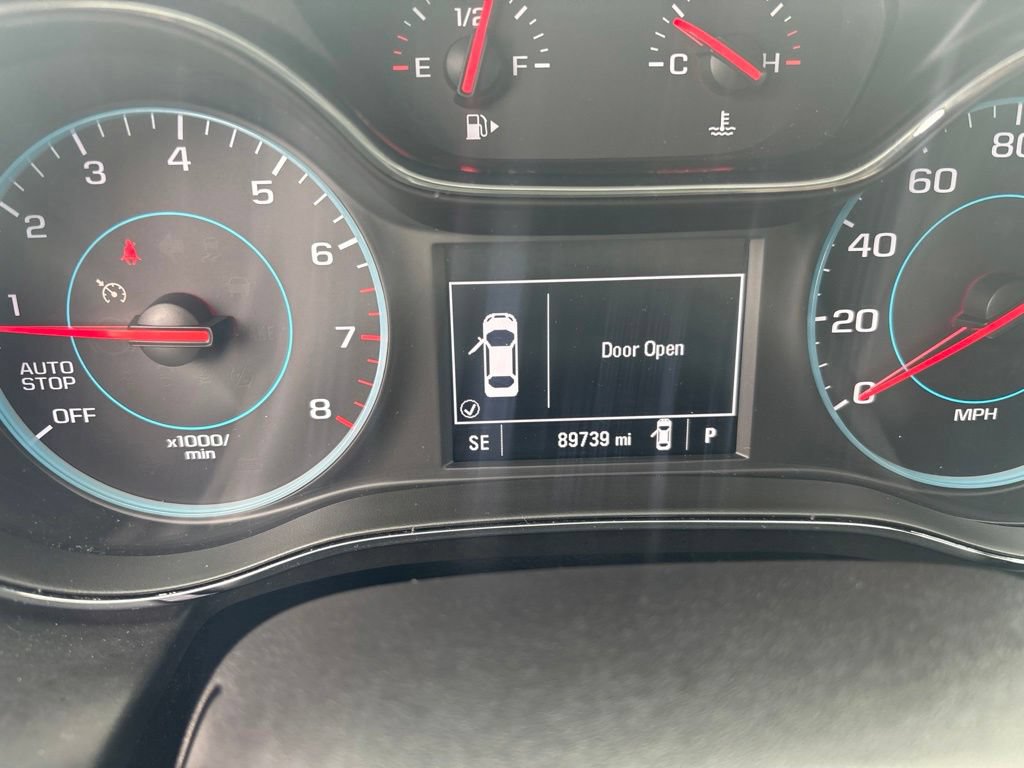 Used 2016 Chevrolet Cruze Premier FWD image 18
