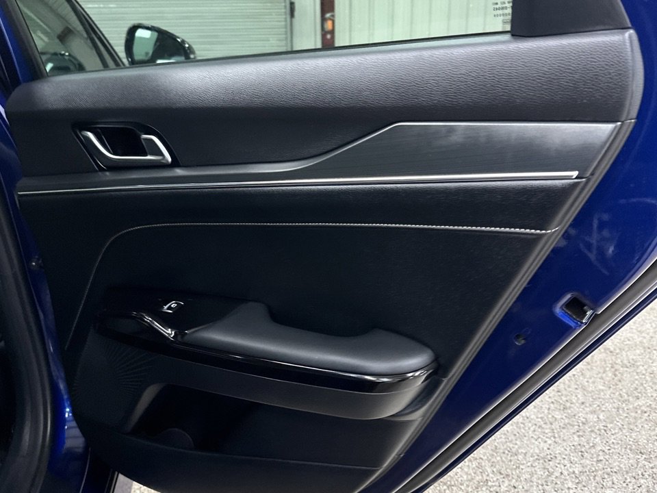 Used 2025 Kia K5 GT-Line image 16