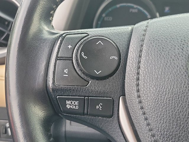 Used 2017 Toyota RAV4 Limited image 31