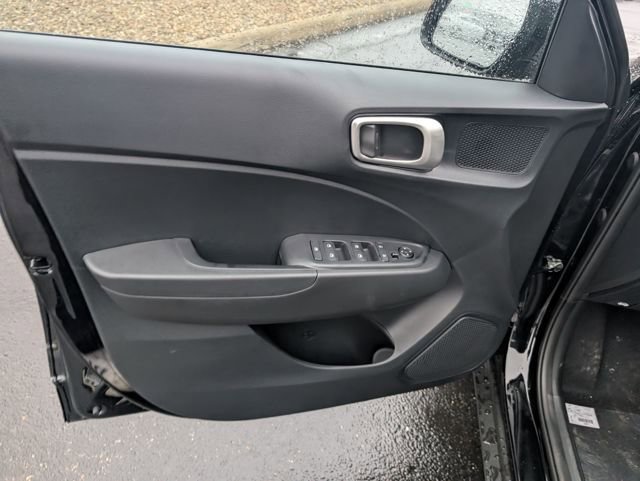 New 2026 Hyundai Venue SE image 15