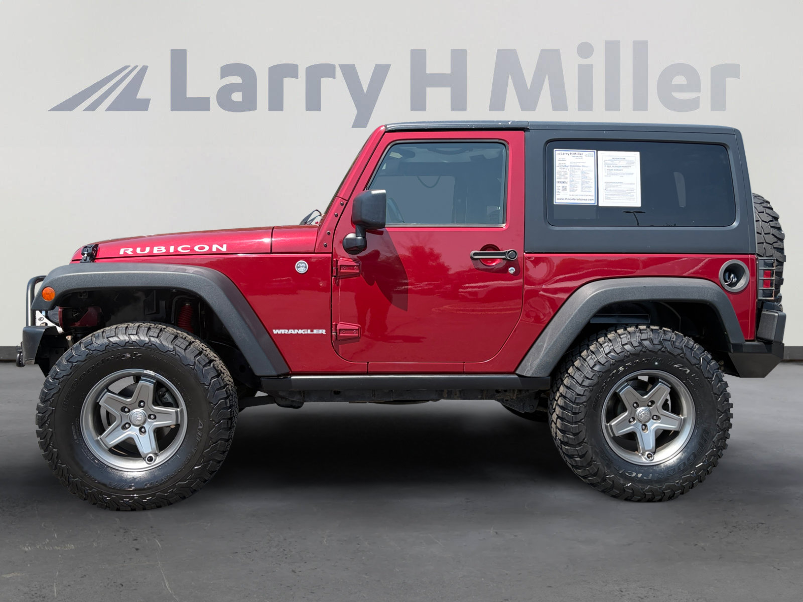Used 2013 Jeep Wrangler Rubicon w/ Dual Top Group AWD/4WD image 2