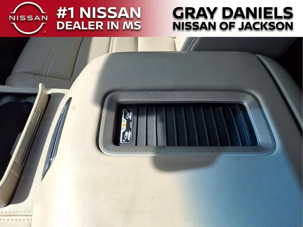 Used 2019 GMC Yukon Denali w/ Denali Ultimate Package RWD image 19