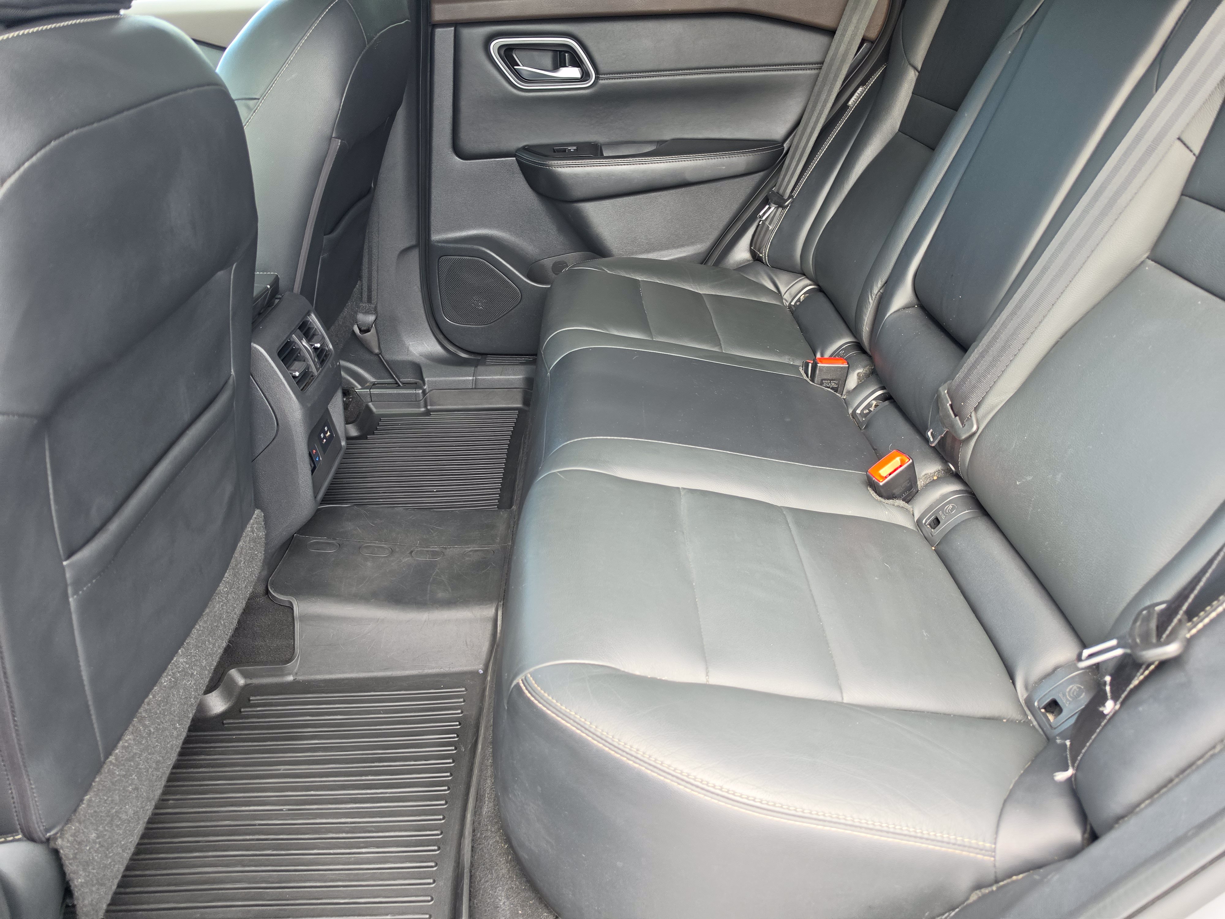 Used 2021 Nissan Rogue SL FWD image 9