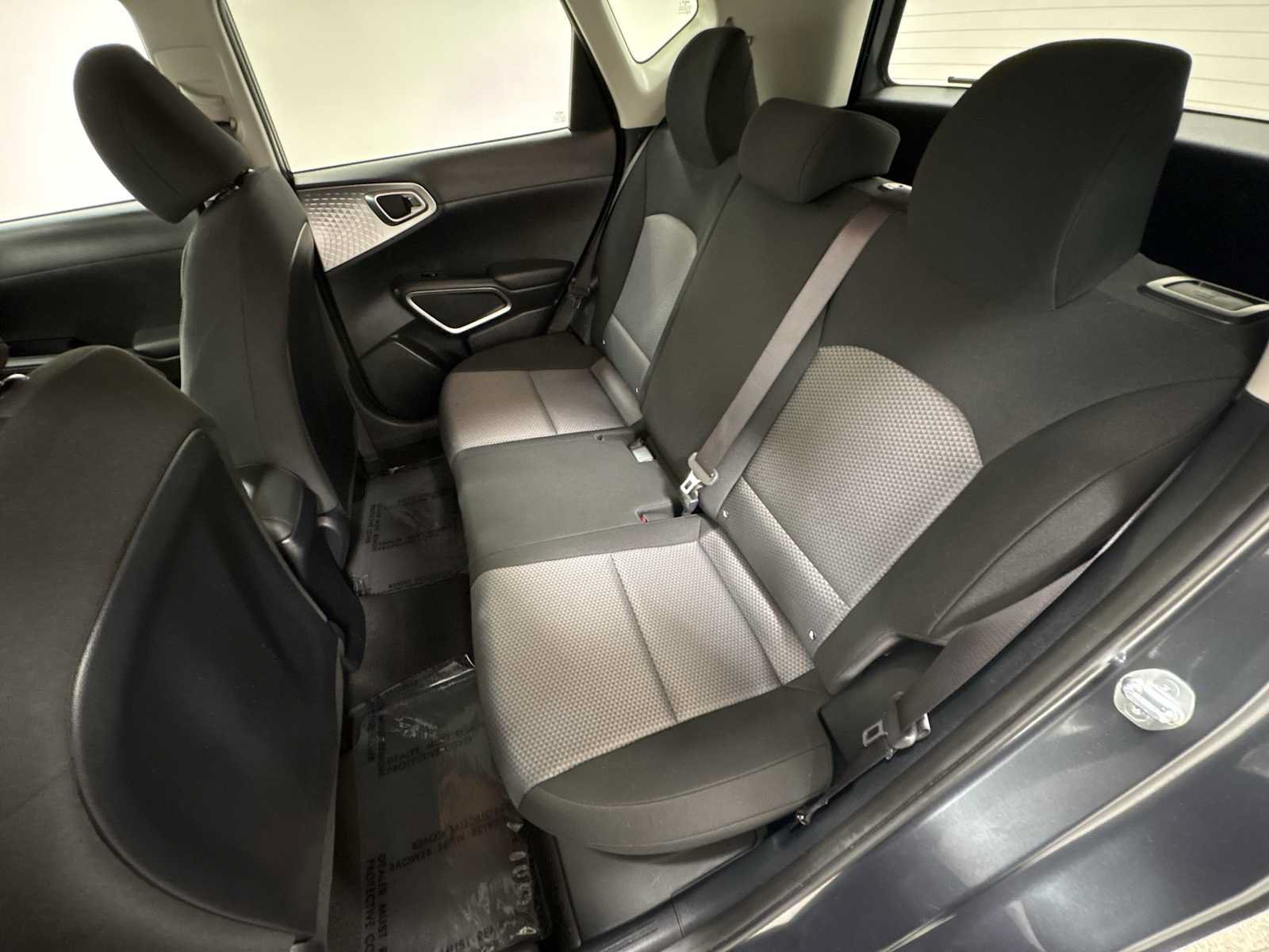 Used 2024 Kia Soul LX w/ Option Group 015 FWD image 23