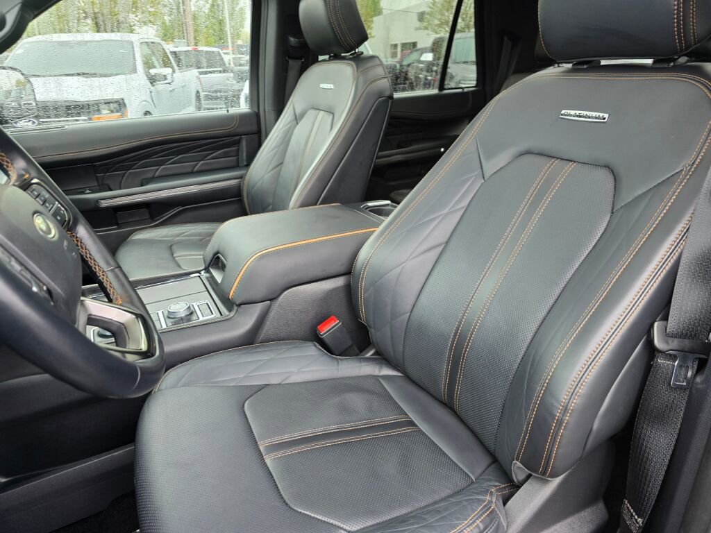 Used 2023 Ford Expedition Max Platinum AWD/4WD image 17