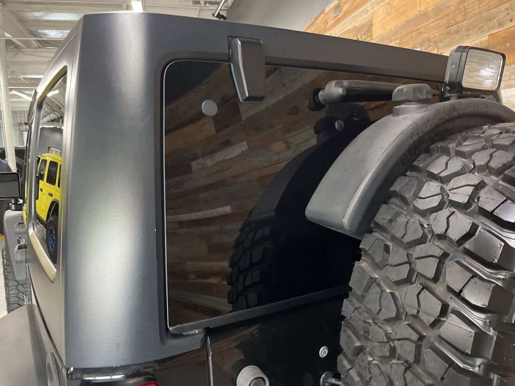 Used 2018 Jeep Wrangler Unlimited Rubicon w/ Cold Weather Group AWD/4WD image 81