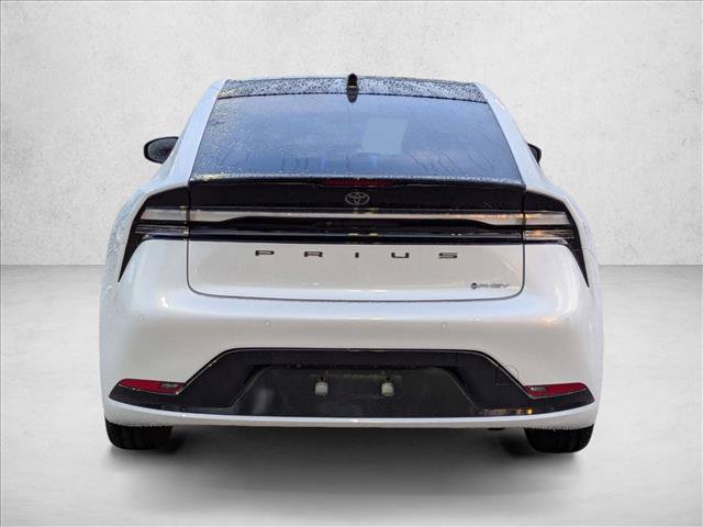 New 2026 Toyota Prius Plug-In Hybrid FWD image 8
