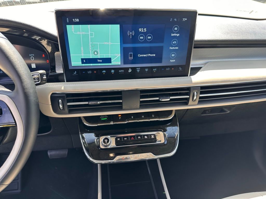 Used 2025 Lincoln Corsair FWD image 29