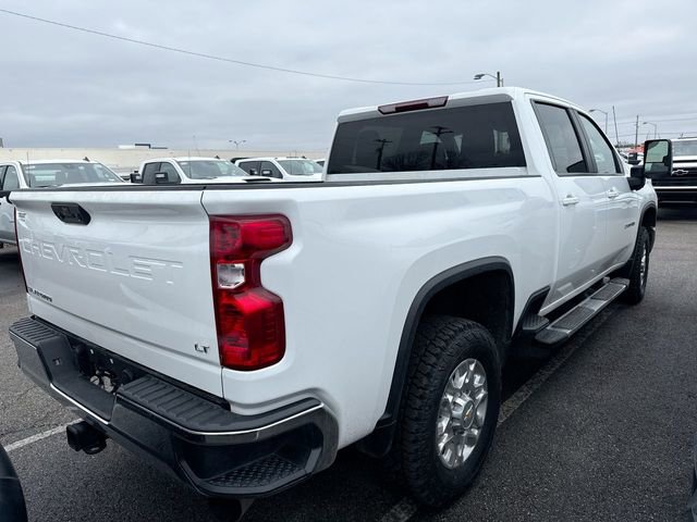 Used 2024 Chevrolet Silverado 2500 LT AWD/4WD image 4