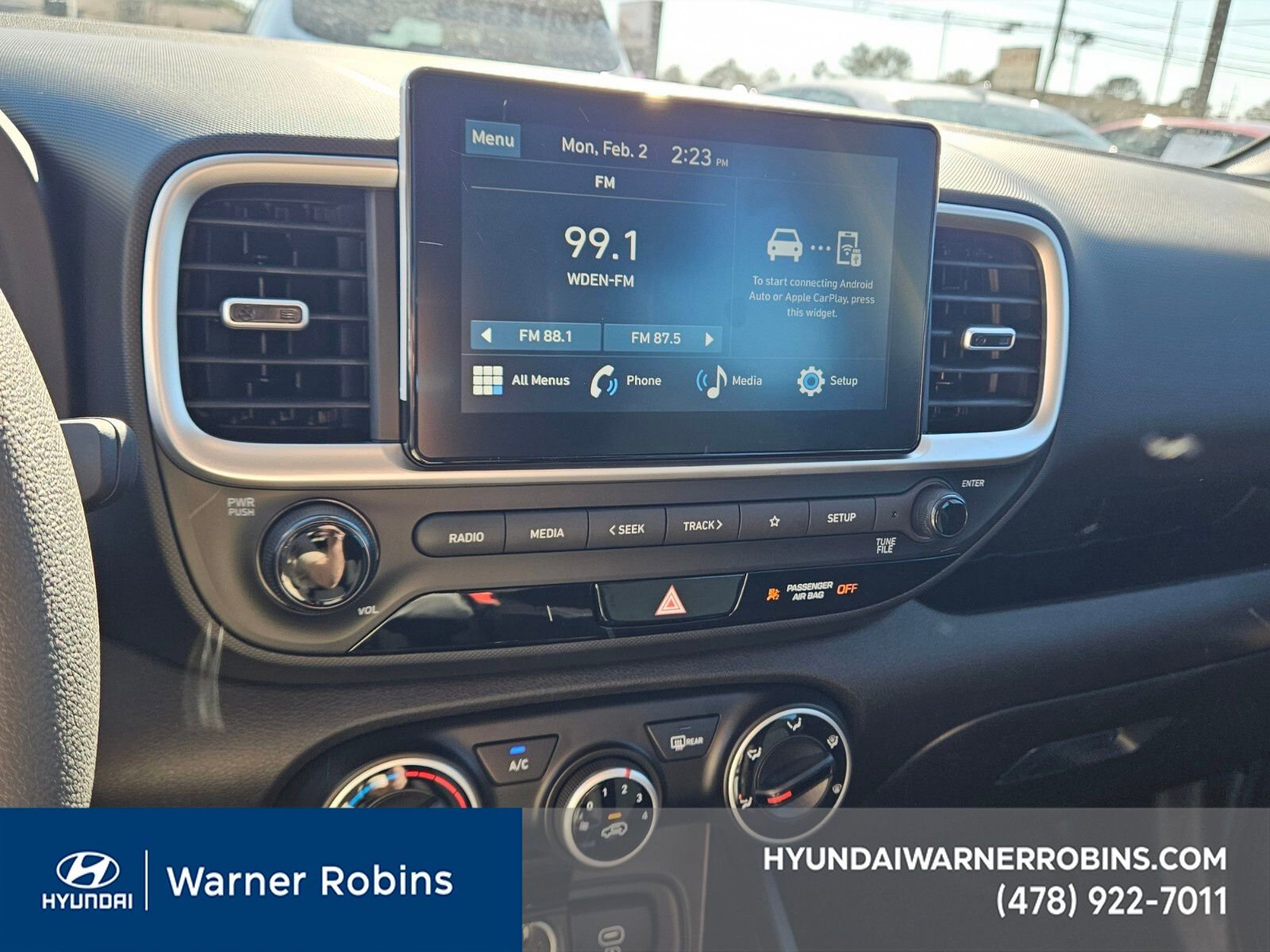 New 2026 Hyundai Venue SE image 18