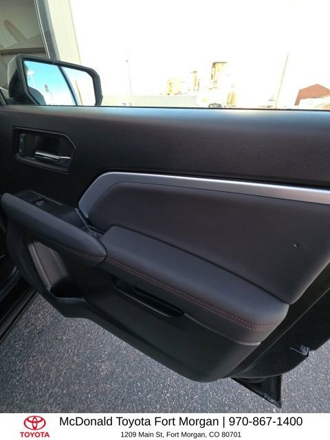 Used 2023 Chevrolet Colorado Z71 image 23