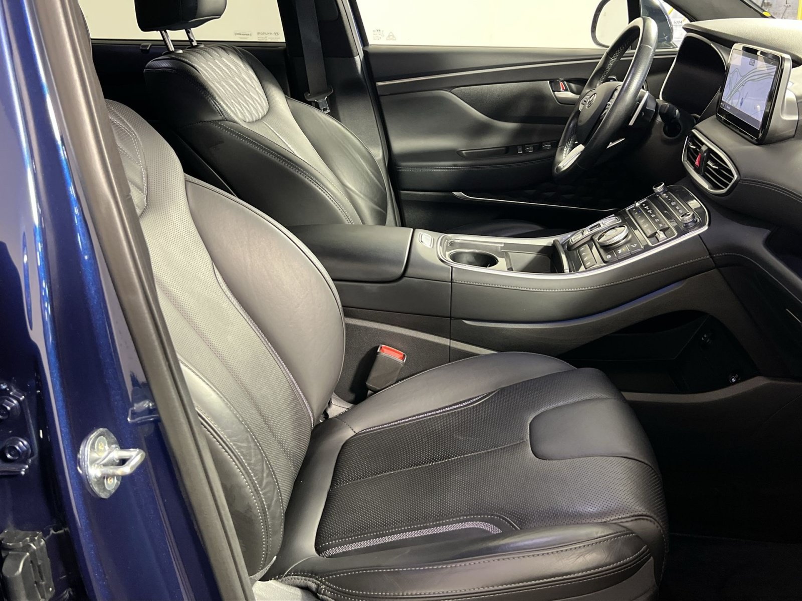 Used 2021 Hyundai Santa Fe Calligraphy AWD/4WD image 28