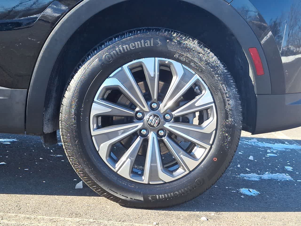 Used 2024 Buick Envision Preferred image 29