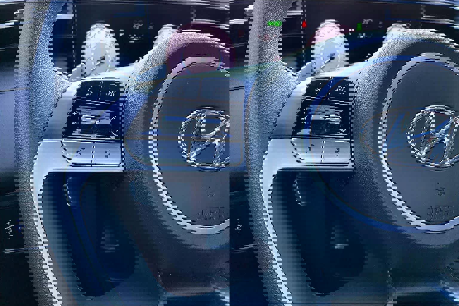 Used 2024 Hyundai Santa Cruz Night image 22