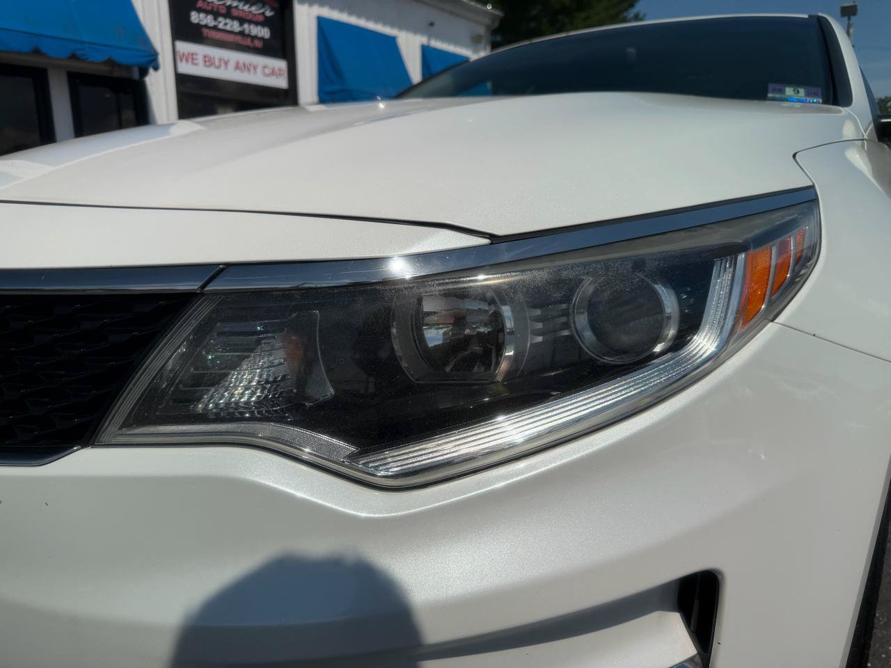 Used 2017 Kia Optima LX FWD image 25