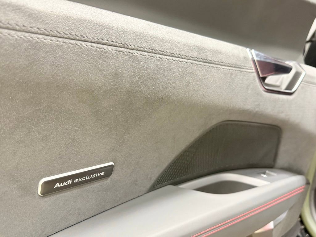 Used 2023 Audi RS e-tron GT image 41