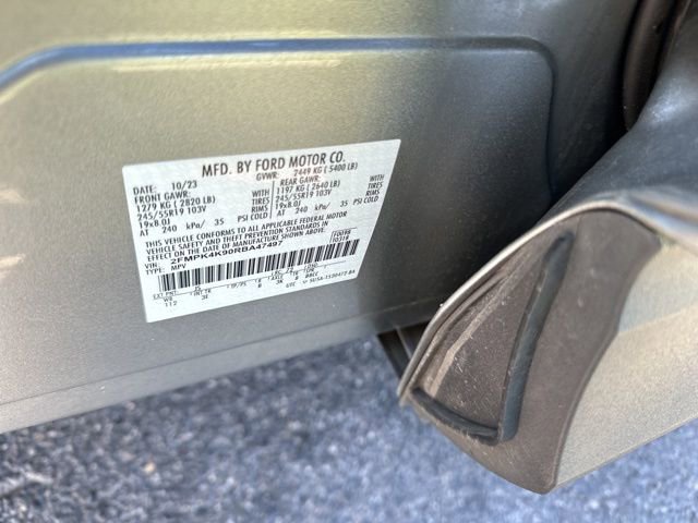 Used 2024 Ford Edge Titanium image 44