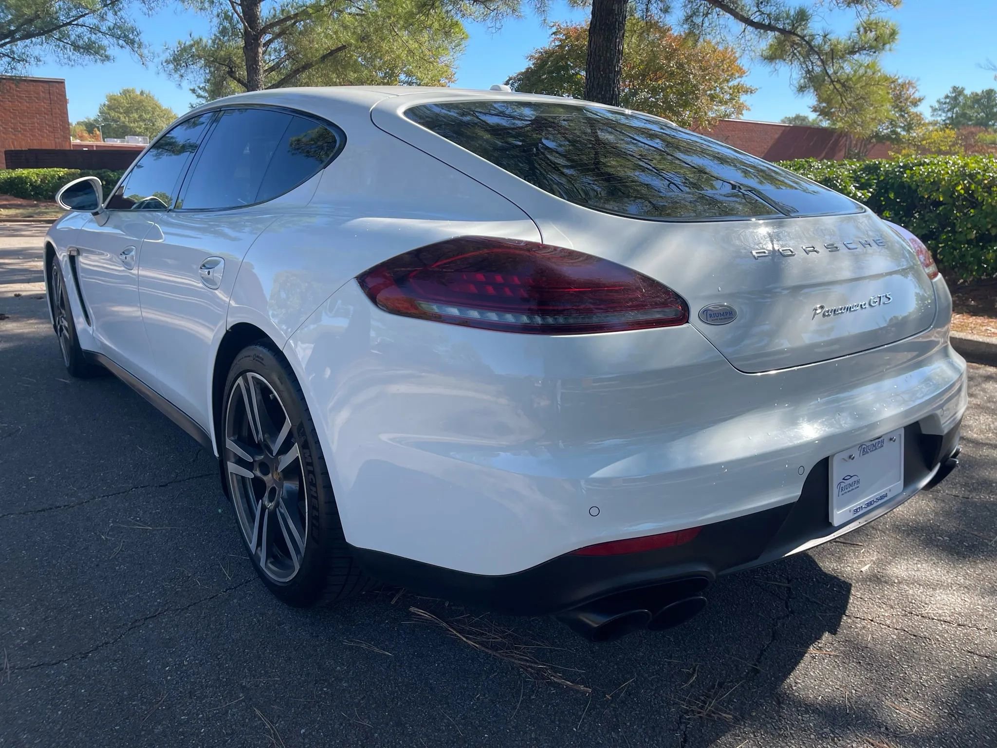 Used 2014 Porsche Panamera GTS image 3