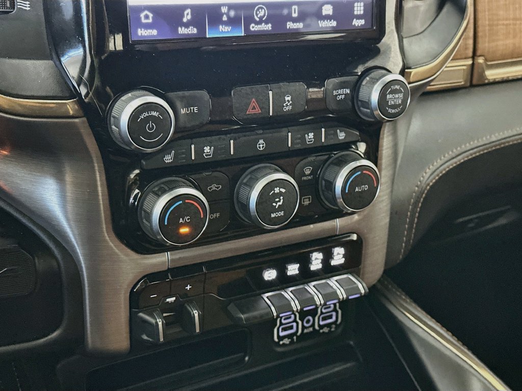 Used 2023 RAM 2500 Limited AWD/4WD image 18