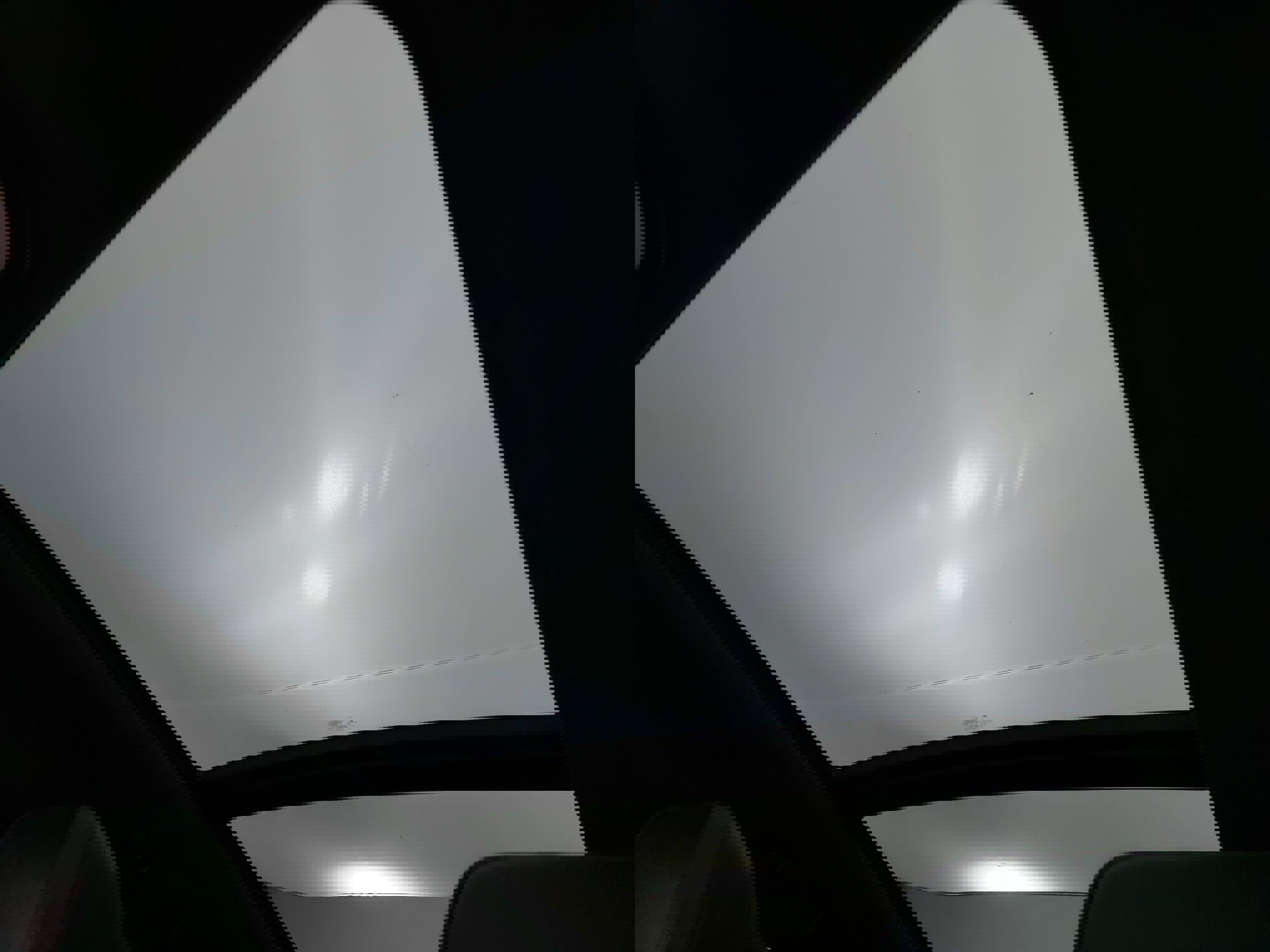 Used 2022 Porsche Macan w/ Premium Package Plus image 32