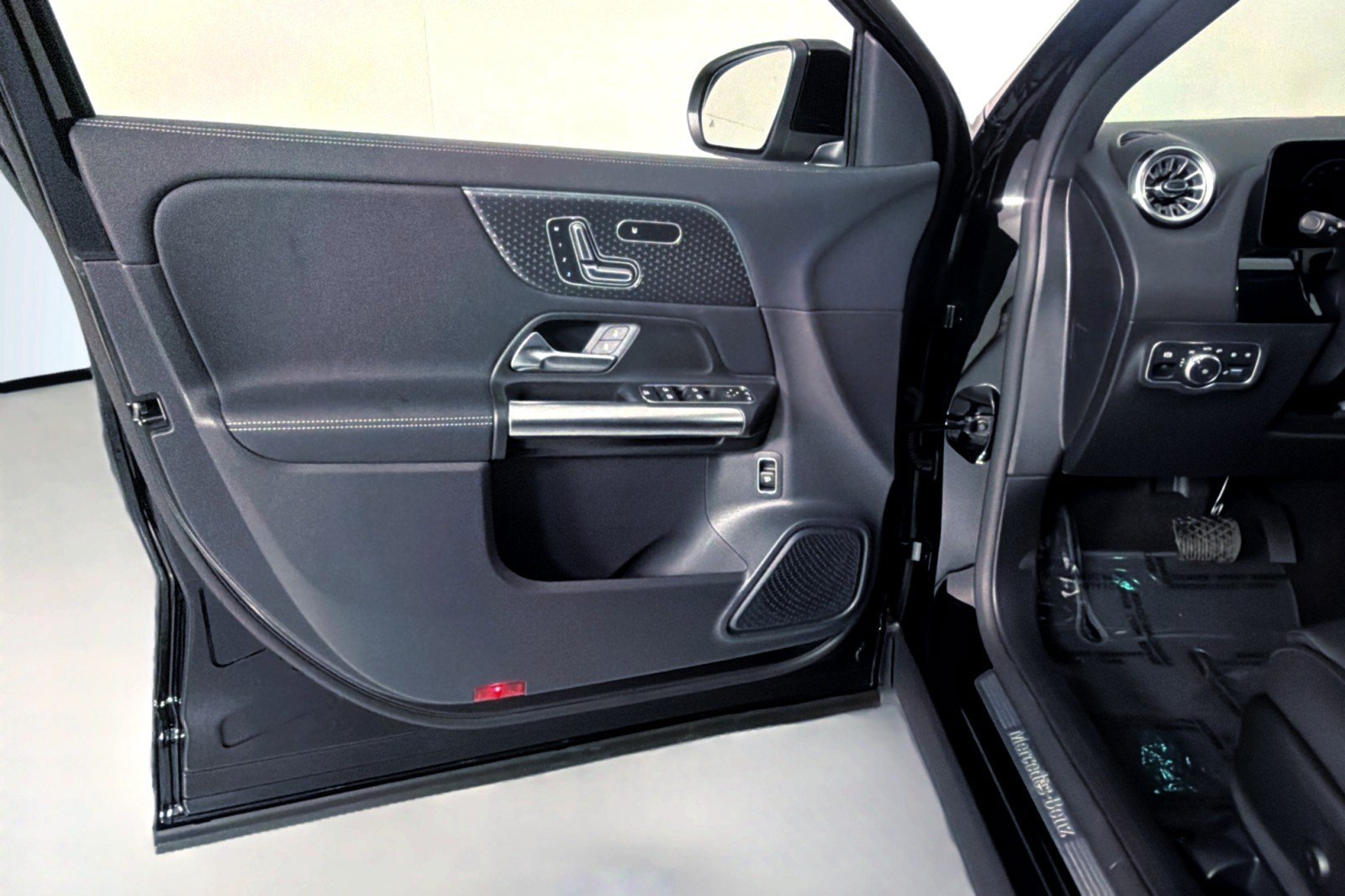 New 2026 Mercedes-Benz GLA 250 image 20