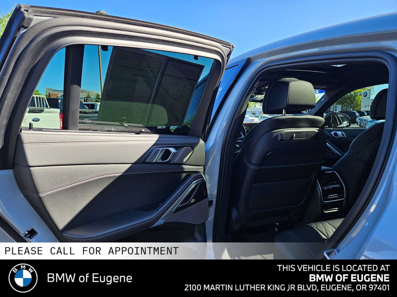 Used 2024 BMW X6 xDrive40i w/ Executive Package AWD/4WD image 19