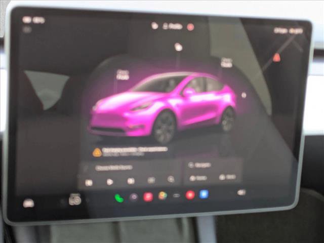 Used 2025 Tesla Model Y Long Range image 17