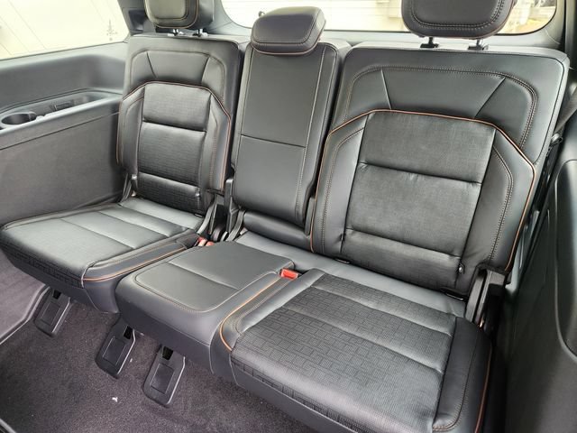 New 2026 Lincoln Navigator Black Label AWD/4WD image 16