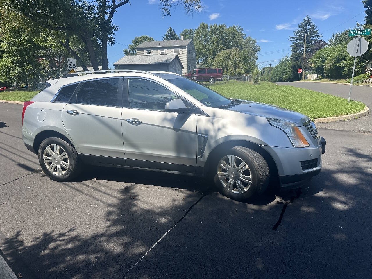 Used 2014 Cadillac SRX Luxury AWD/4WD image 5