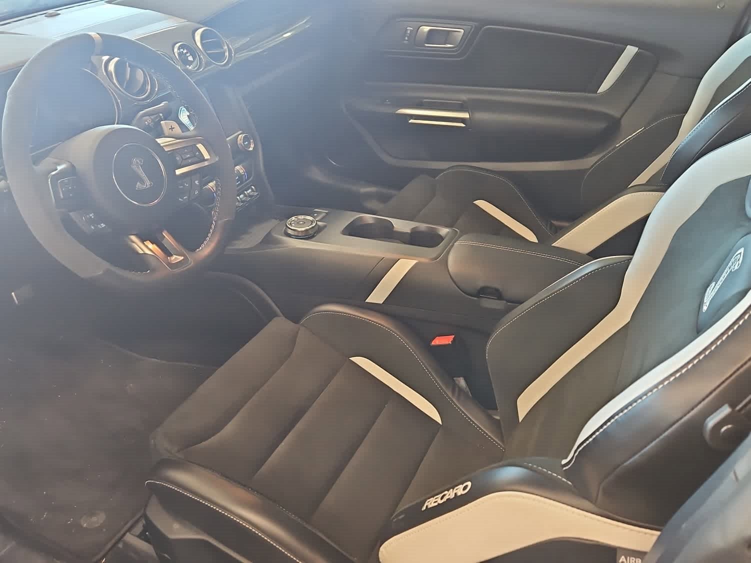 Certified 2020 Ford Mustang Shelby GT500 w/ Carbon Fiber Track Pack image 12