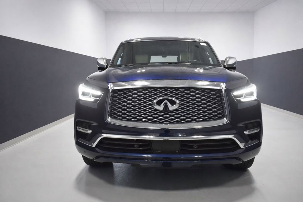 Used 2021 INFINITI QX80 Sensory w/ All-Season Package image 6