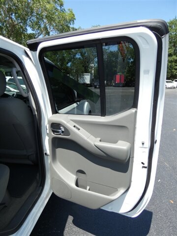 Used 2016 Nissan Frontier SV AWD/4WD image 52