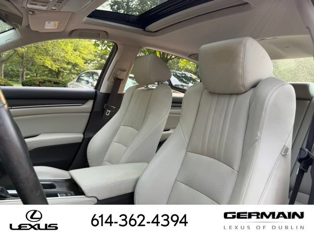 Used 2018 Honda Accord Touring image 13