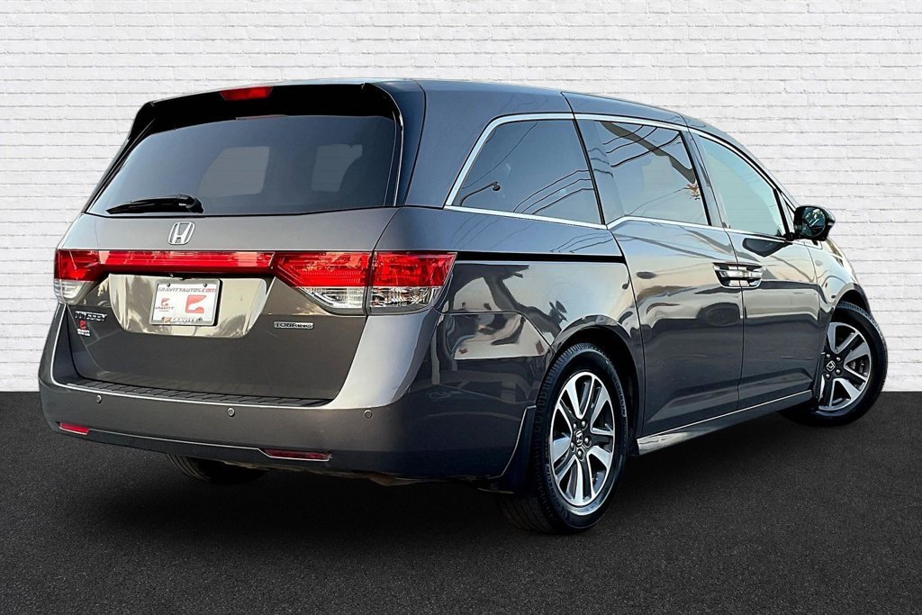 Used 2016 Honda Odyssey Touring image 5