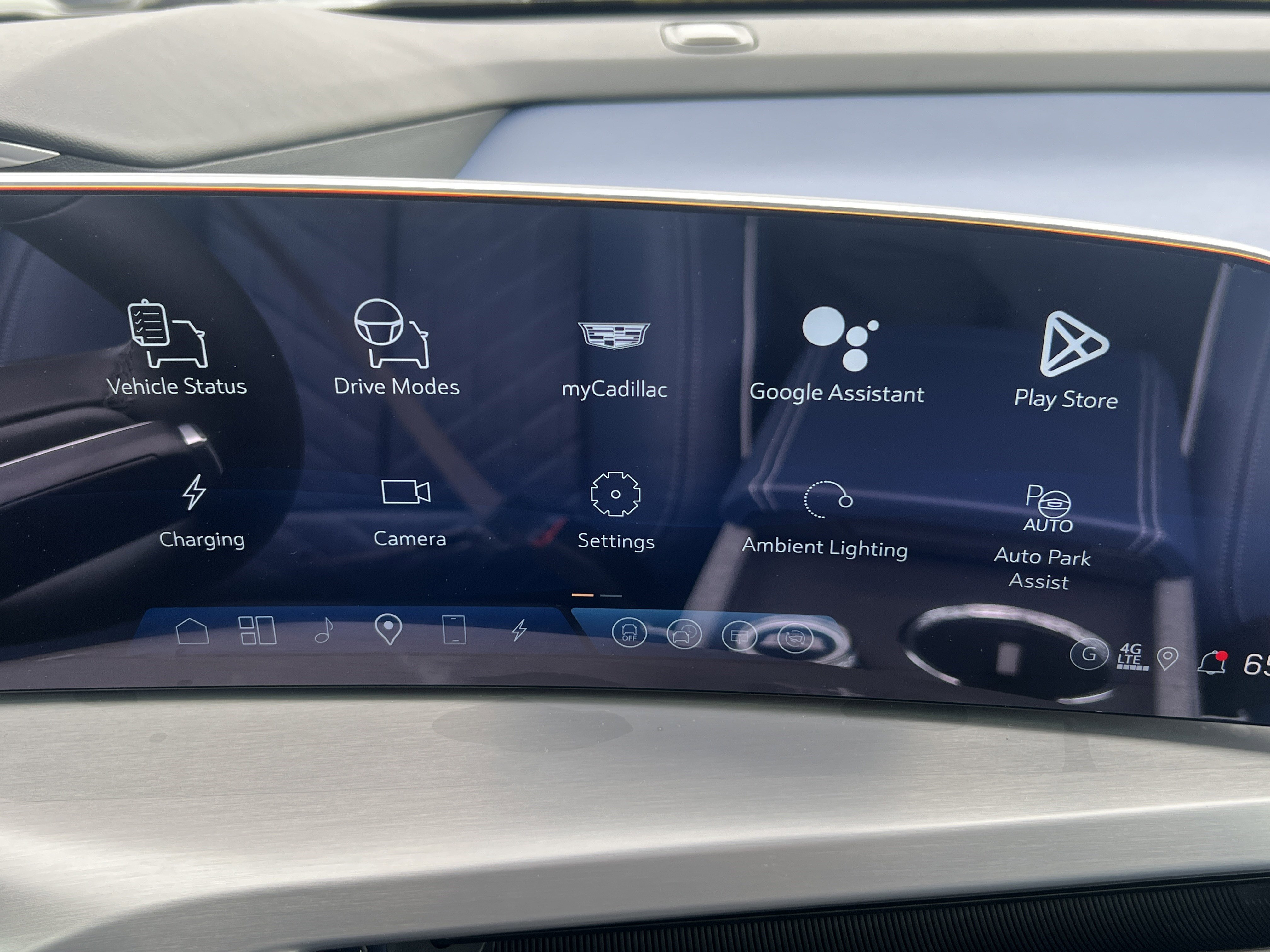 New 2026 Cadillac Vistiq Premium Luxury image 15