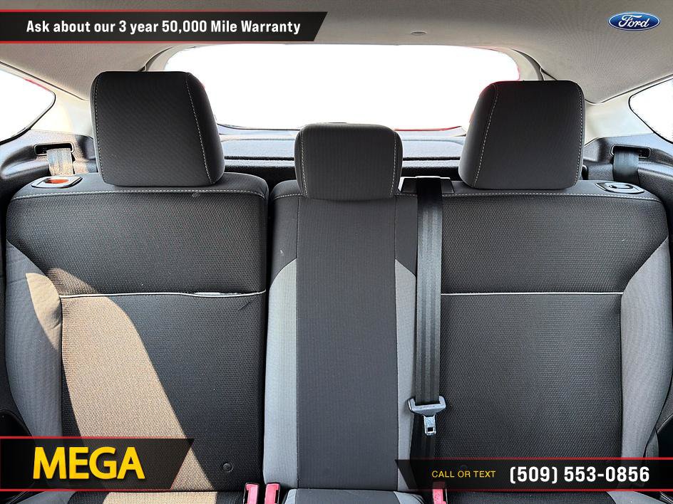Used 2014 Ford Focus SE FWD image 16