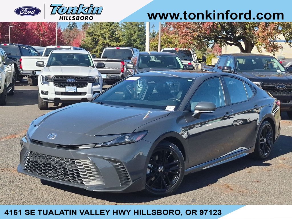Used 2025 Toyota Camry SE