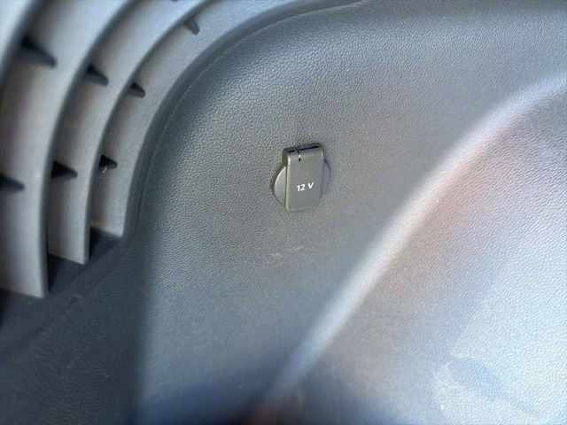 Used 2024 Volkswagen Atlas Cross Sport SE image 14