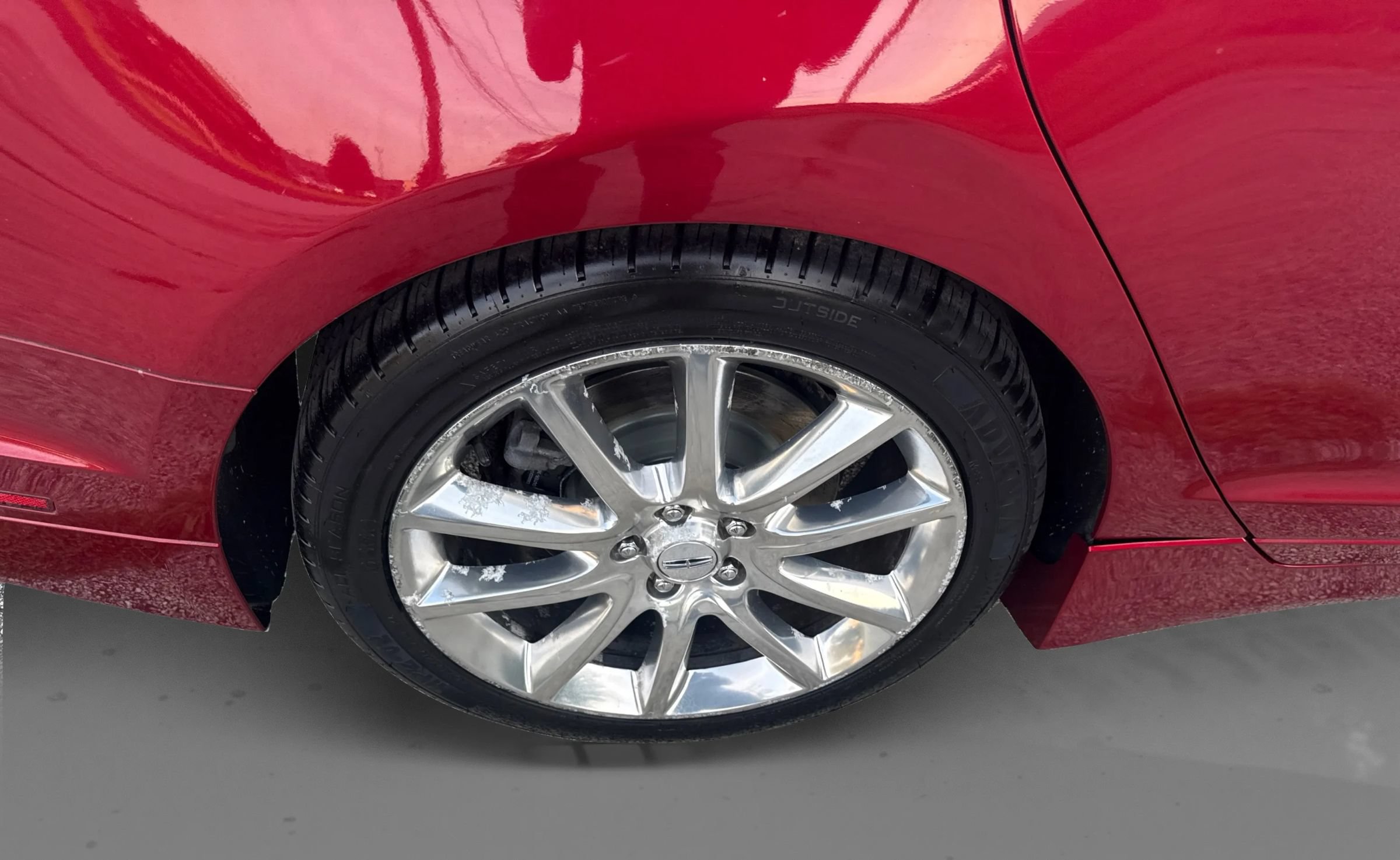 Used 2013 Lincoln MKZ FWD image 24